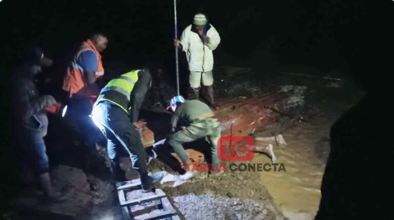 Fuerte Tormenta Provoca Deslizamiento y Muerte de un Hombre Fuerte Tormenta Provoca Deslizamiento y Muerte de un Hombre