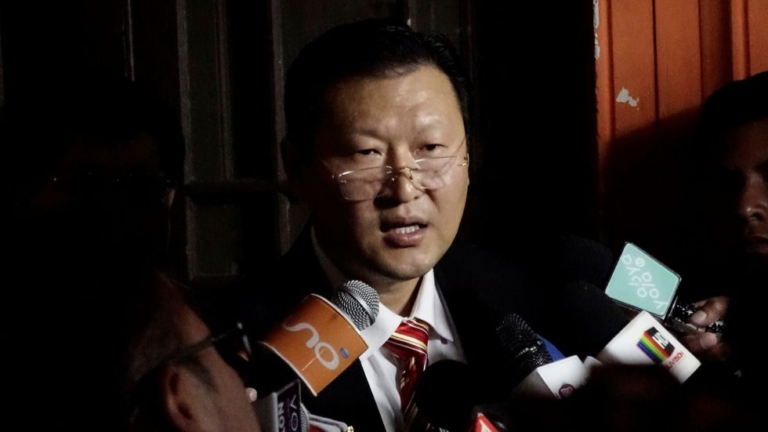 Empresarias exigen que Chi se retracte de sus declaraciones sobre las madres solteras