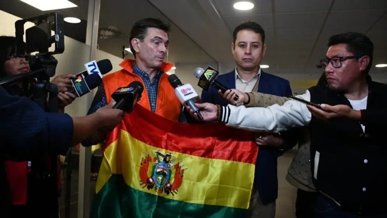 Rodrigo Paz presenta a Lara como vicepresidencia tras alejamiento de Careaga Rodrigo Paz presenta a Lara como vicepresidencia tras alejamiento de Careaga