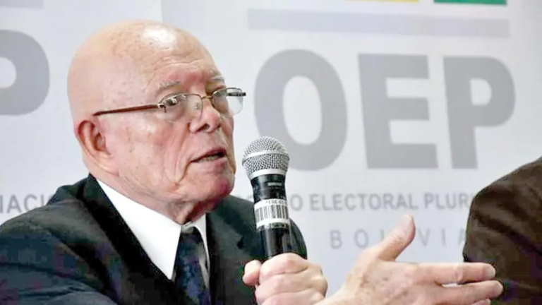 Vocales se contradicen sobre presunta renuncia; Tahuichi niega ‘crisis’ en TSE