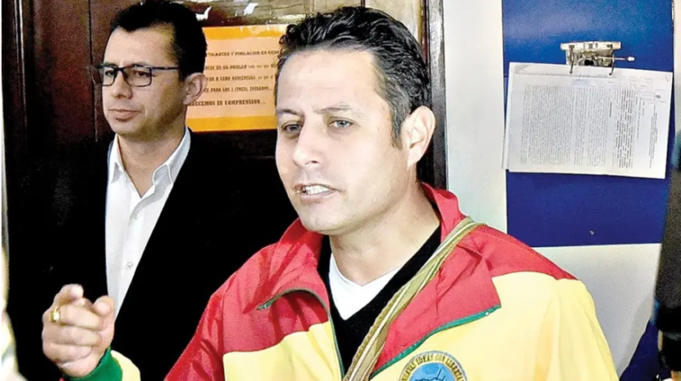 Lara se enoja con ‘sus candidatos’ y los llama a defenderlo: ‘Demuestren lealtad’