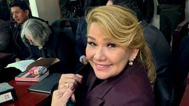 Instalan audiencia de excepción de competencia en el caso “Masacre de Sacaba” contra Jeanine Áñez Instalan audiencia de excepción de competencia en el caso “Masacre de Sacaba” contra Jeanine Áñez