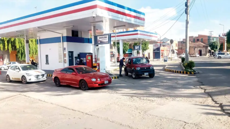 Asociación de surtidores dice «no tener competencia ni responsabilidad» sobre calidad del combustible Asociación de surtidores dice «no tener competencia ni responsabilidad» sobre calidad del combustible