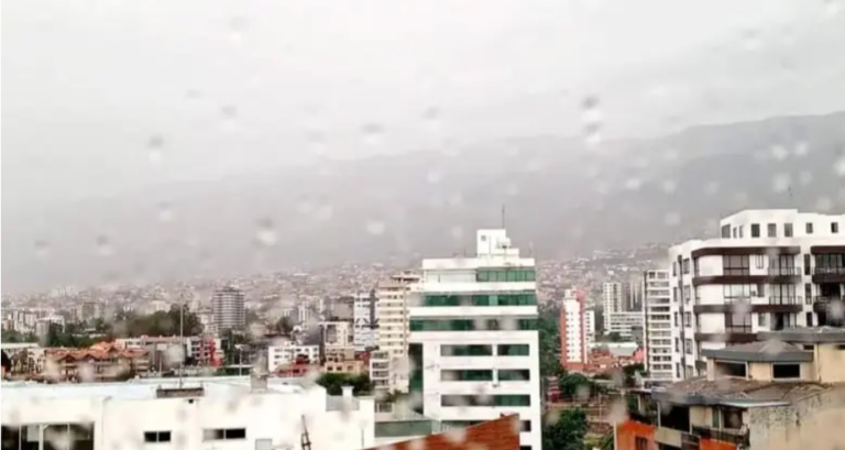 Senamhi emite alerta naranja por riesgo de desborde de ríos en Cochabamba y La Paz Senamhi emite alerta naranja por riesgo de desborde de ríos en Cochabamba y La Paz