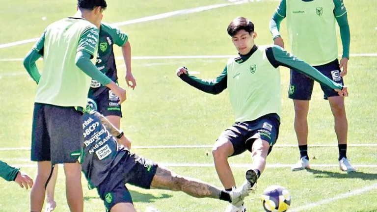 Bolivia va por el triunfo frente a Japón (06:15)