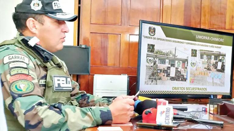 ALLANAMIENTOS MILLONARIOS: DECOMISAN MATERIA PRIMA PARA MONTAR DOS ENORMES NARCO-FACTORÍAS. ALLANAMIENTOS MILLONARIOS: DECOMISAN MATERIA PRIMA PARA MONTAR DOS ENORMES NARCO-FACTORÍAS.