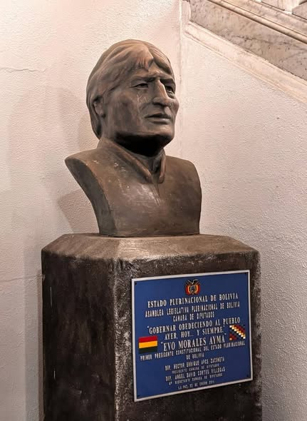 SENADO APRUEBA RETIRO DEL BUSTO DE EVO MORALES DEL PALACIO LEGISLATIVO SENADO APRUEBA RETIRO DEL BUSTO DE EVO MORALES DEL PALACIO LEGISLATIVO