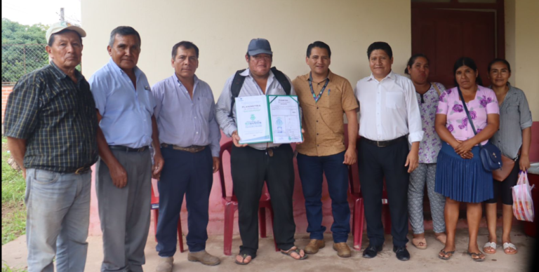 ALCALDÍA DE YACUIBA ENTREGA PLANIMETRÍA A LA COMUNIDAD DE SACHAPERA ALCALDÍA DE YACUIBA ENTREGA PLANIMETRÍA A LA COMUNIDAD DE SACHAPERA