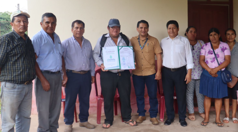 ALCALDÍA DE YACUIBA ENTREGA PLANIMETRÍA A LA COMUNIDAD DE SACHAPERA