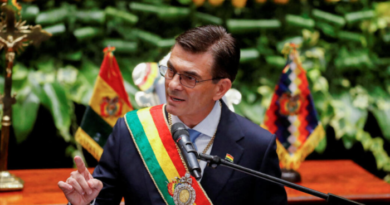 “No tienes autoridad moral para hablar de YPFB”: Paz responsabiliza a Evo y descarta privatizar la estatal