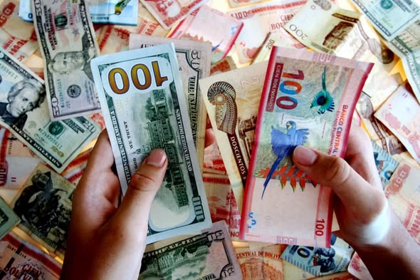 GOBIERNO REDUCE ARANCELES A LAS IMPORTACIONES HASTA 2027 PARA MITIGAR EL IMPACTO DEL DÓLAR FLEXIBLE