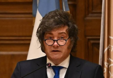 CRISIS ECONÓMICA EN ARGENTINA OBLIGA AL GOBIERNO DE MILEI A AUTORIZAR QUE MILITARES BUSQUEN UN SEGUNDO EMPLEO