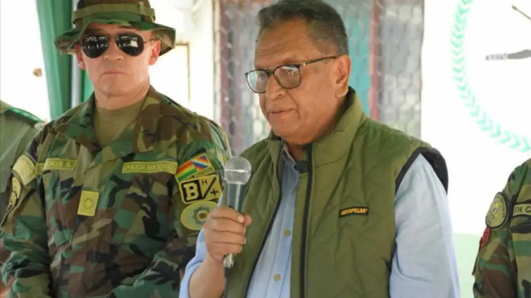 Ministro Oviedo: “Evo Morales tiene que rendir cuentas ante la Justicia” Ministro Oviedo: “Evo Morales tiene que rendir cuentas ante la Justicia”