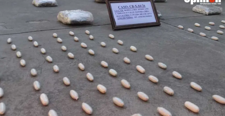 FELCN secuestra cápsulas de cocaína en una encomienda con destino a Santa Cruz