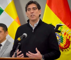 Zamora respalda a Min Oviedo tras operativo de Marset: “El trabajo del Min de Gobierno es histórico en Bolivia” Zamora respalda a Min Oviedo tras operativo de Marset: “El trabajo del Min de Gobierno es histórico en Bolivia”